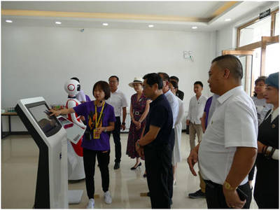 应急管理部副部长孙华山一行调研广灵县电子商务与创业空间服务